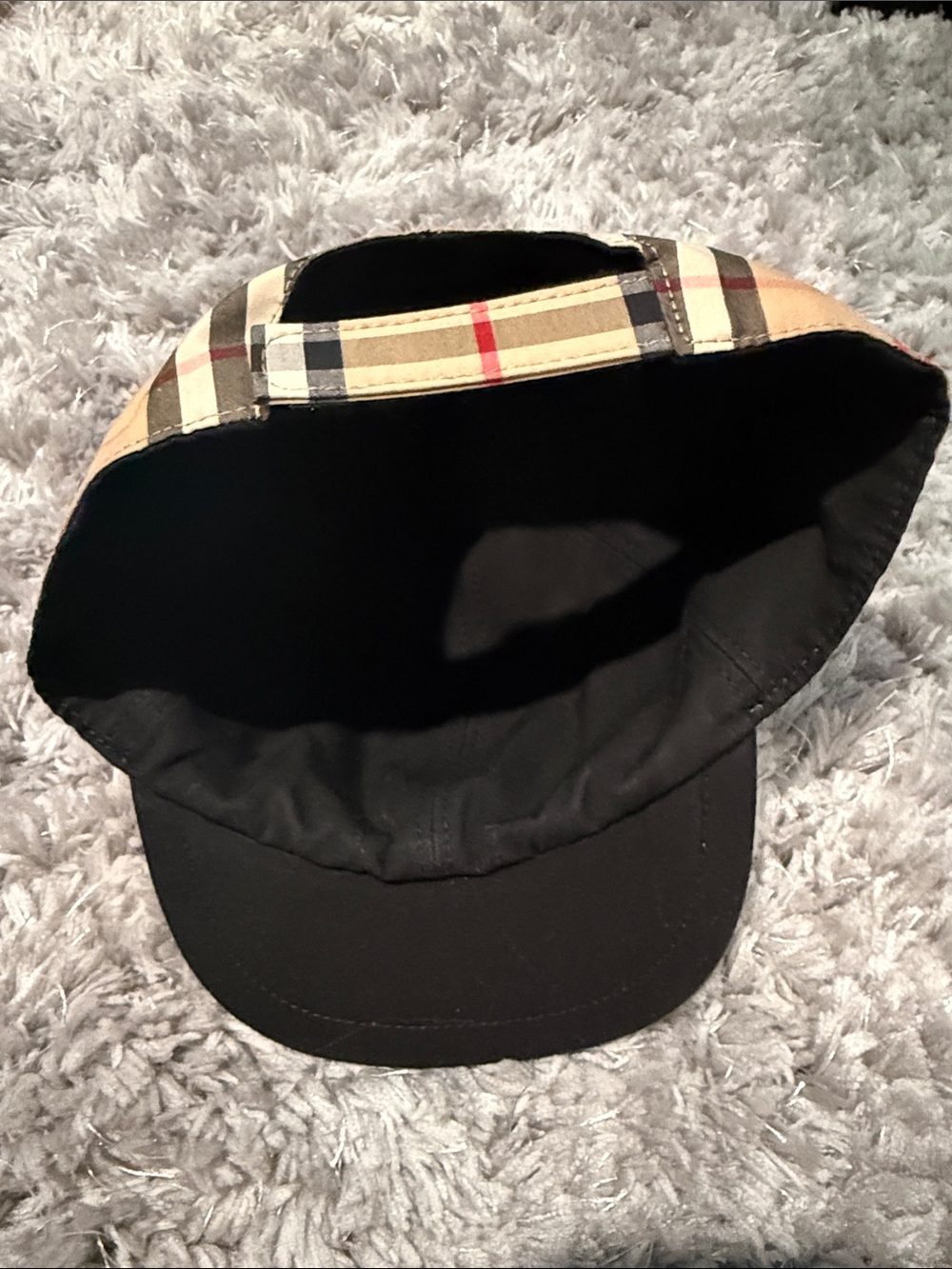 Burberry Beige Nova Check Baseball Cap with Black and Red Stripe - Picture 4 of 4